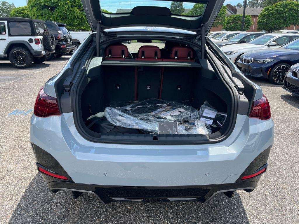 New 2026 Brooklyn Grey Metallic BMW xDrive40 image 28