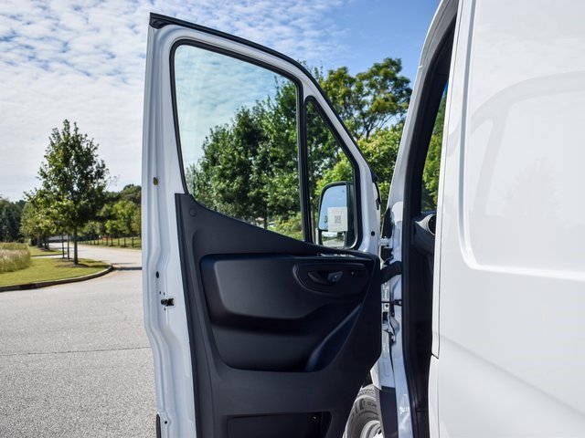 New 2026 Arctic White Mercedes-Benz Cargo 144 WB image 37