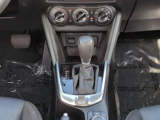 Used 2019  Toyota LE image 18