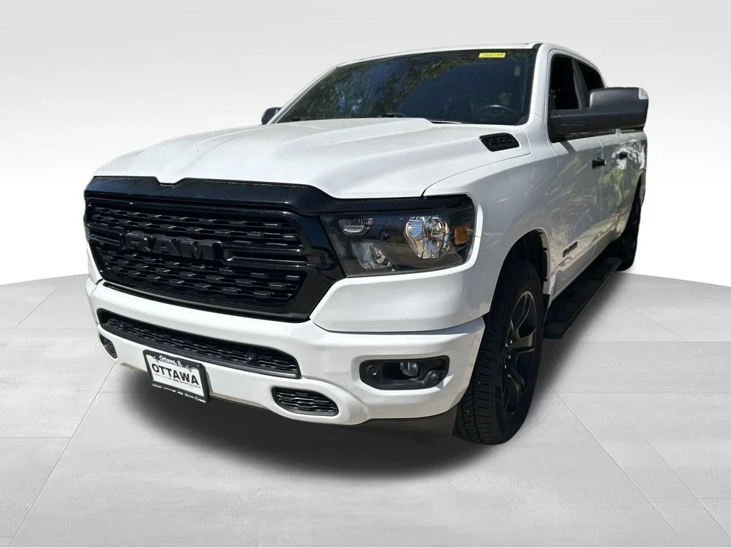 Used 2023 White Ram Big Horn/Lone Star image 3