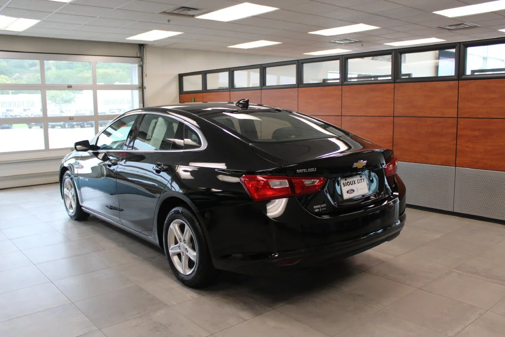 Certified Used 2024 Mosaic Black Metallic Chevrolet LT image 6
