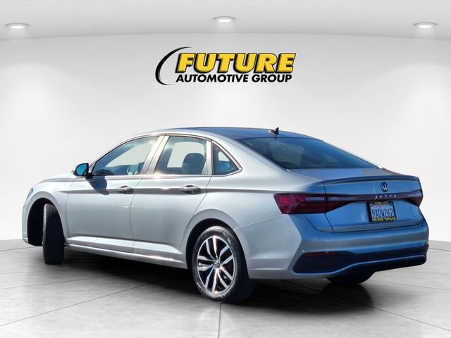 Used 2025 Silver Volkswagen 1.5T SE image 6