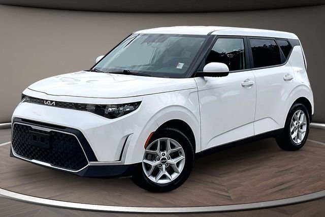 2023 Kia Soul 2.0L LX IVT's photo