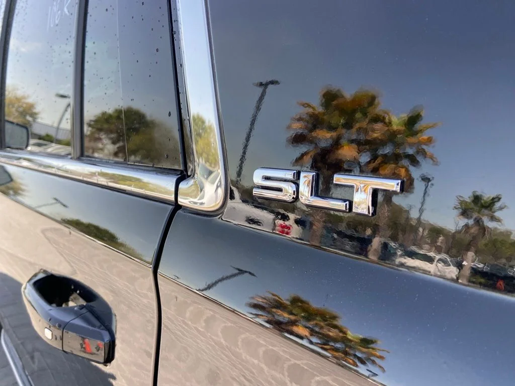 Used 2017 Onyx Black GMC SLT image 9