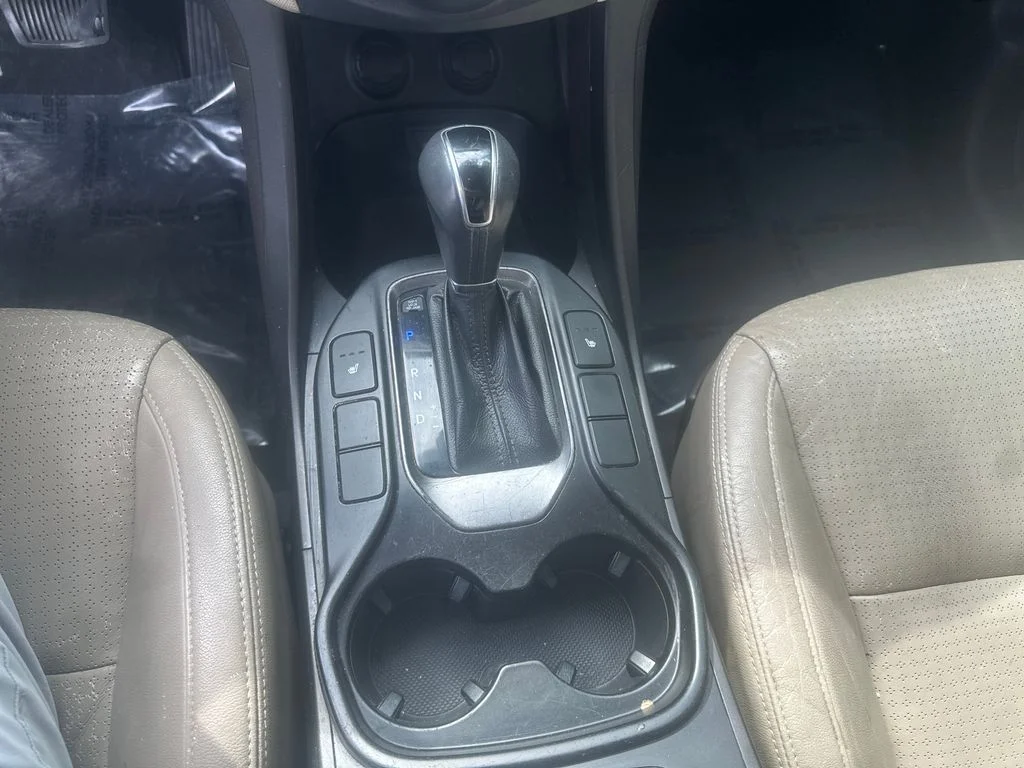 Used 2013 Blue Hyundai GLS image 12