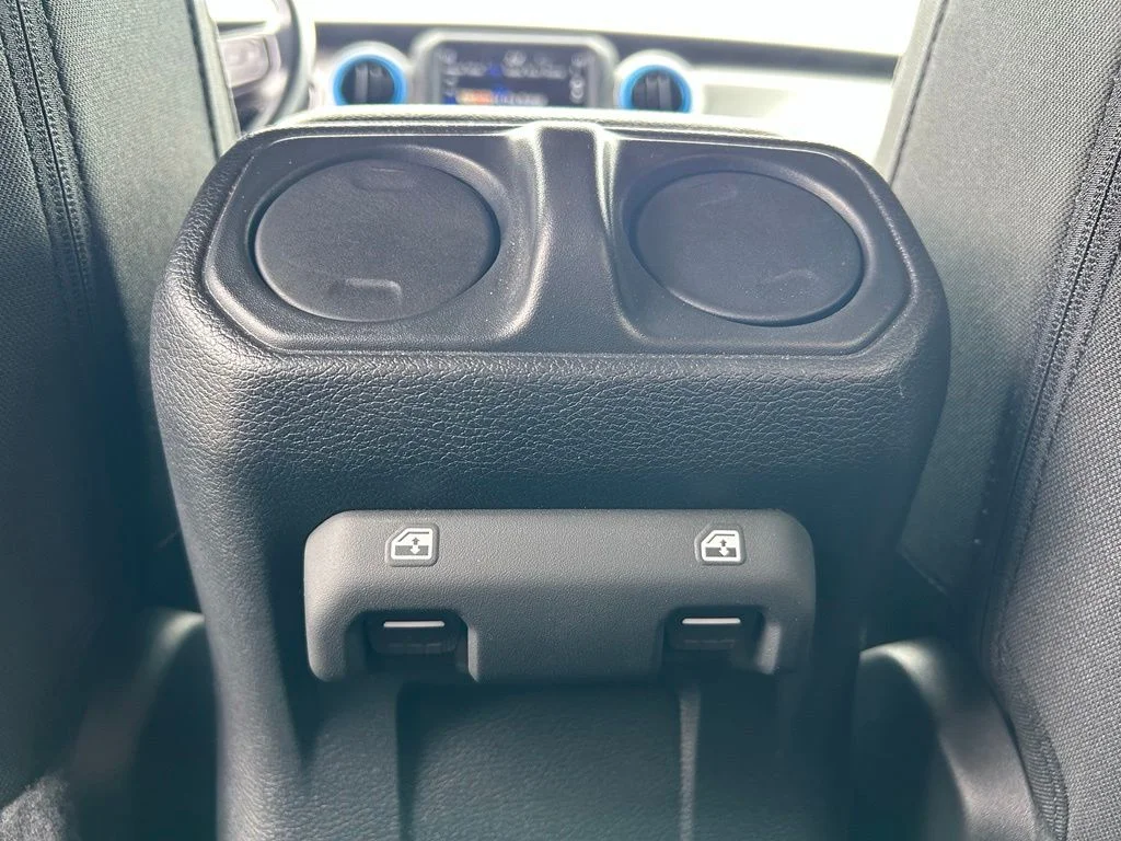 Used 2021 Black Jeep Unlimited Sport S image 27