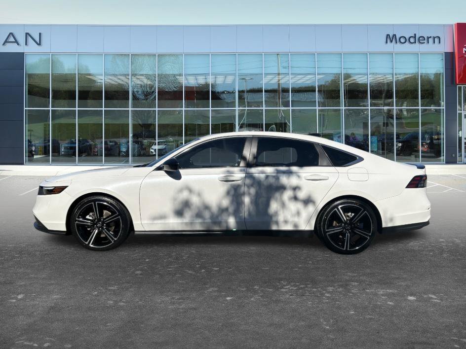 Used 2025 Platinum White Pearl Honda Sport image 2