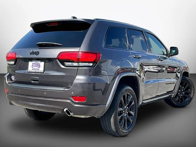 Used 2018 Gray Jeep Altitude image 6