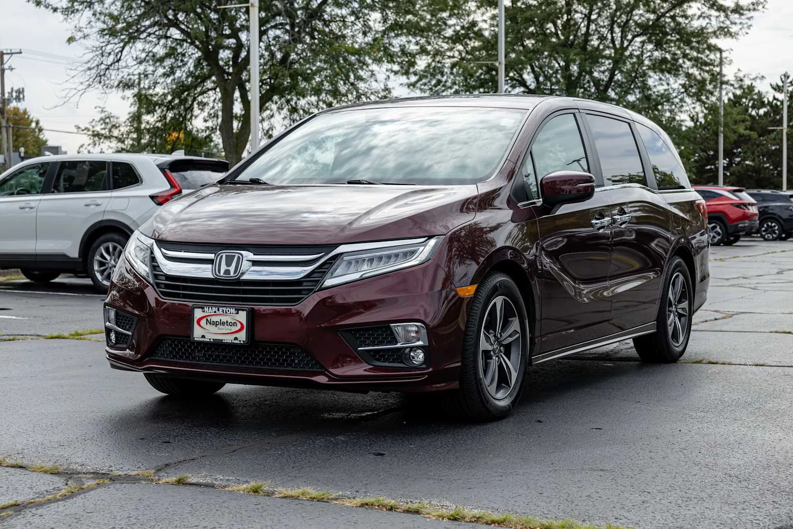 Used 2019 Deep Scarlet Pearl Honda Touring image 3