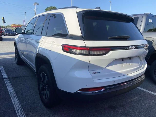 Certified Used 2024 White Jeep 4xe image 7