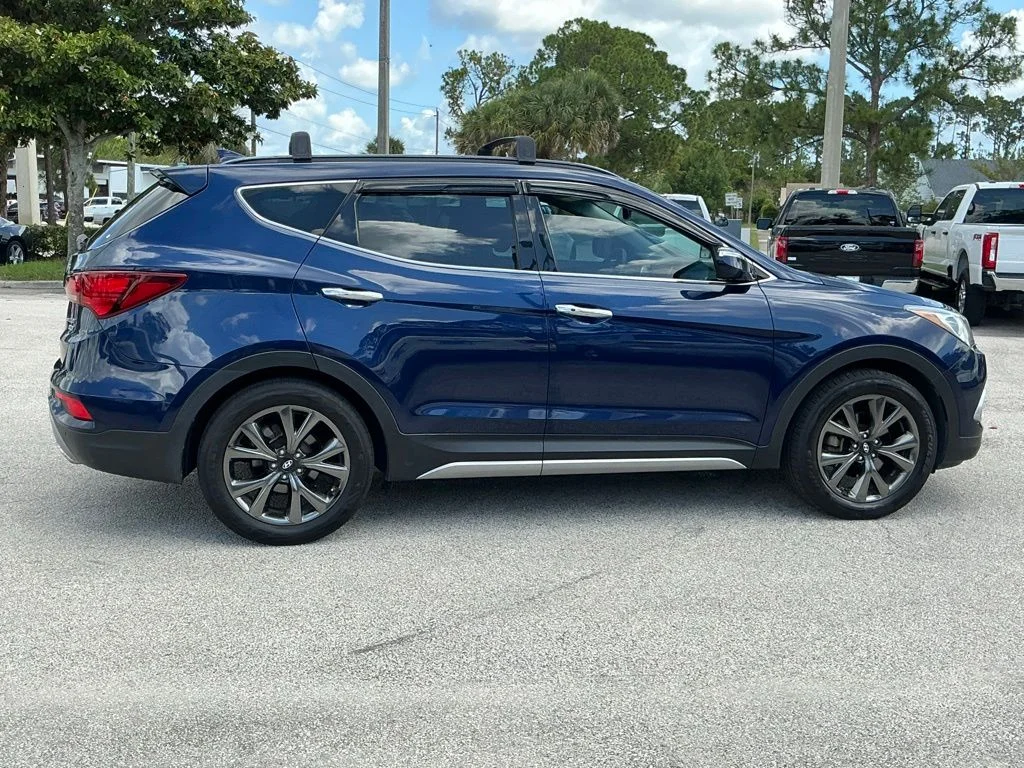 Used 2018 Blue Hyundai 2.0T Ultimate image 9