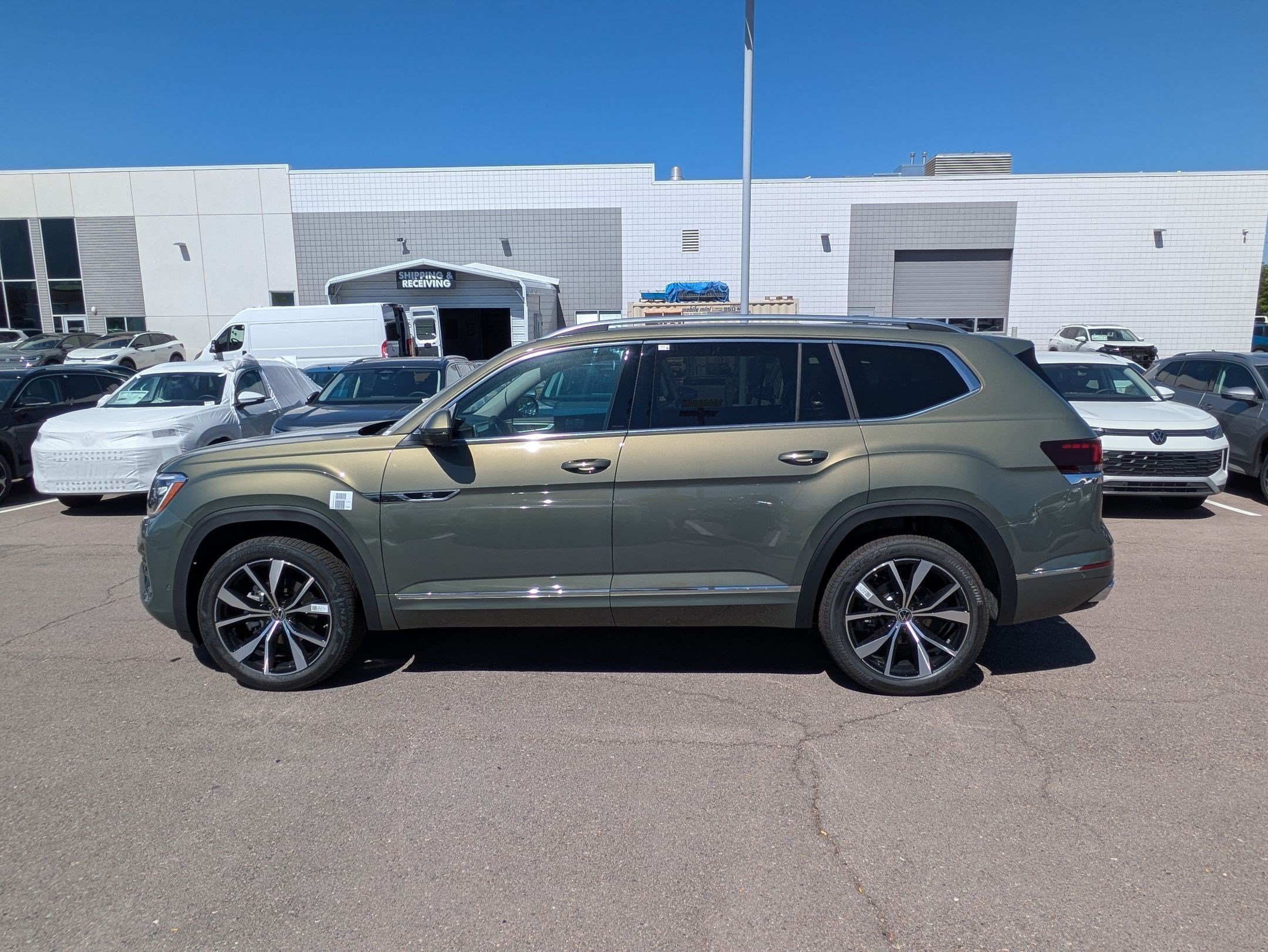 New 2026 Avocado Green Pearl Volkswagen 2.0T SEL Premium R-Line image 7
