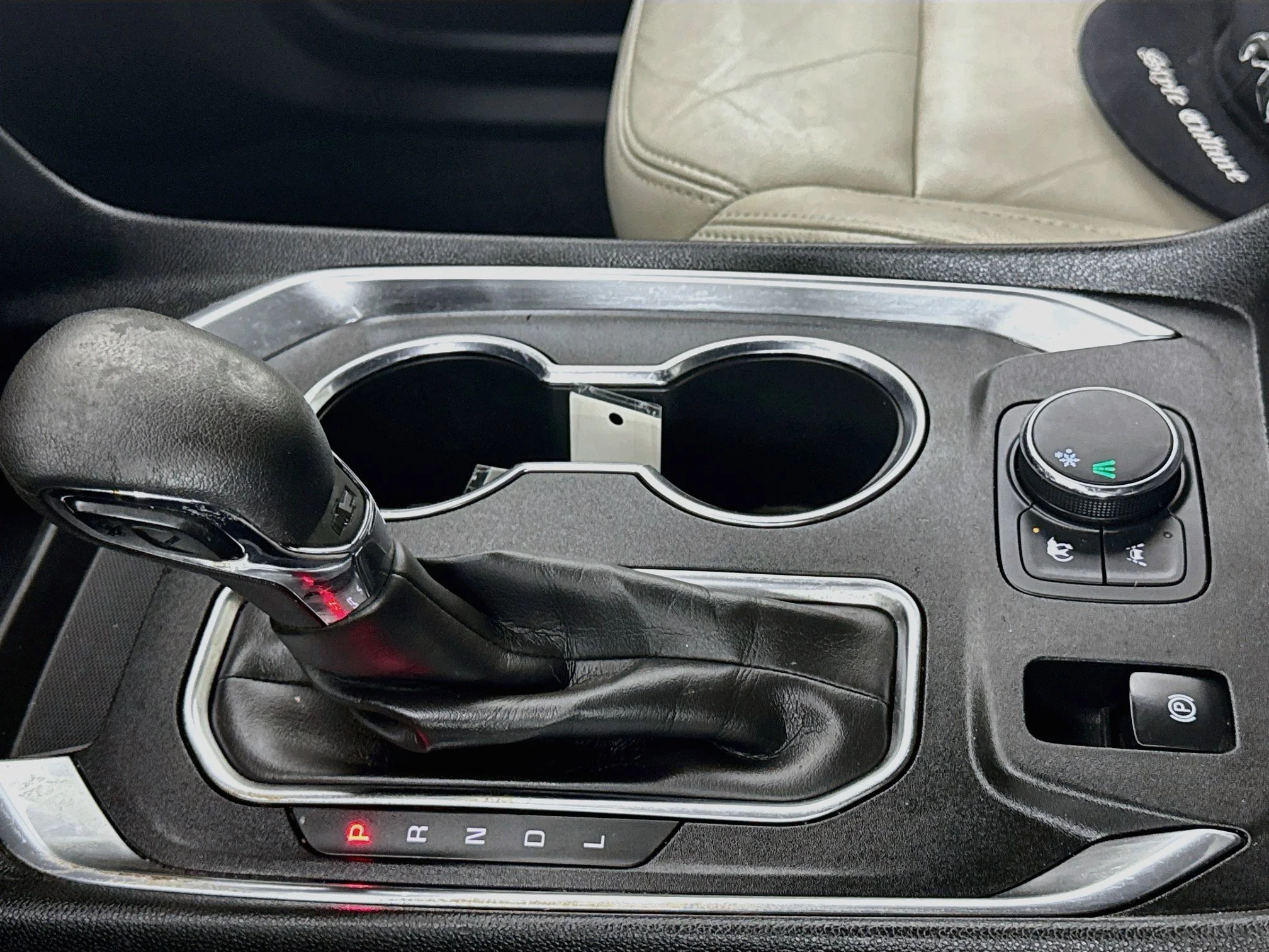 Used 2023 Sterling Gray Metallic Chevrolet LS image 18