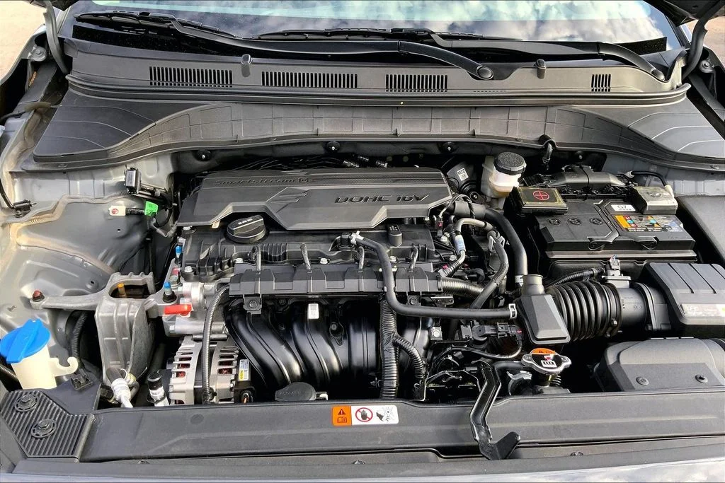 Used 2023 Gray Hyundai SEL image 28