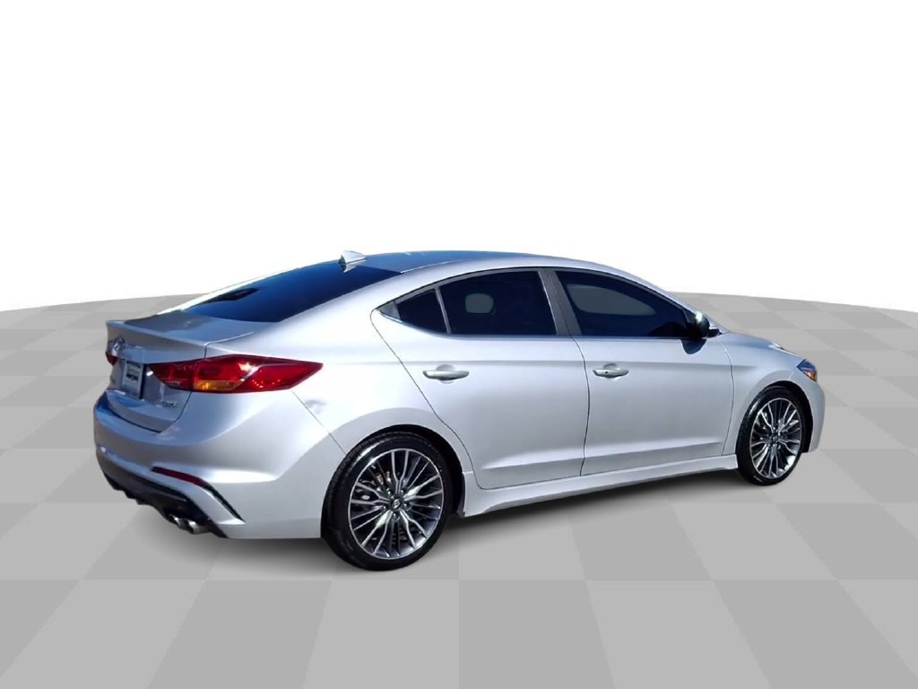 Used 2017 Silver Hyundai Sport image 8