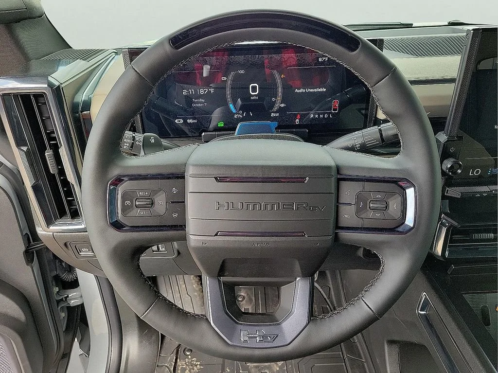 2026 GMC HUMMER EV 2X - Photo 18