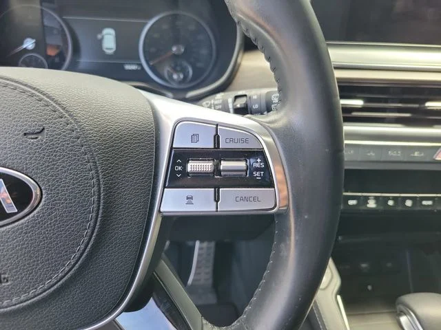 Used 2021 White Kia SX image 19