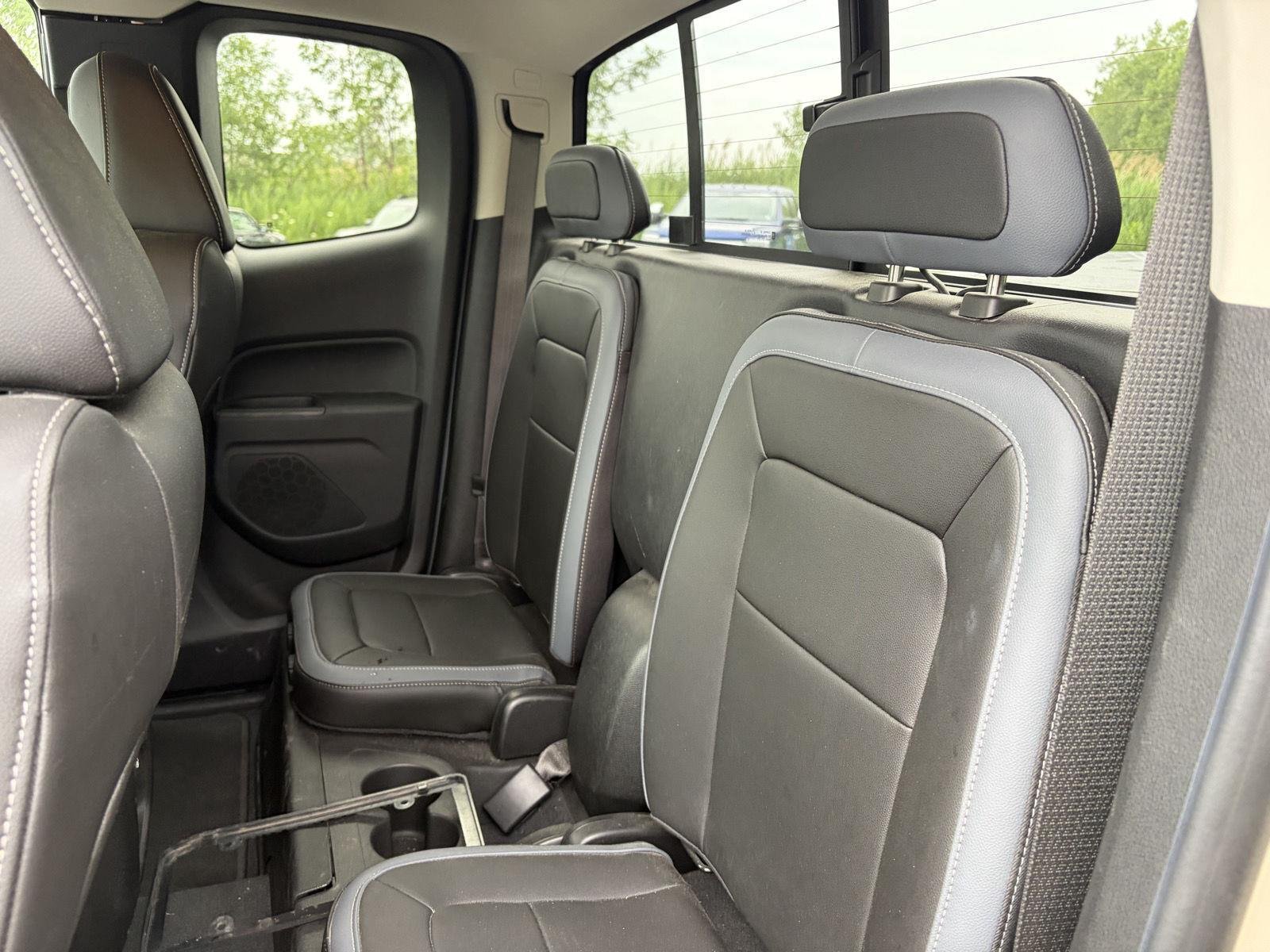 Used 2022 Sand Dune Metallic Chevrolet 4WD Z71 image 9