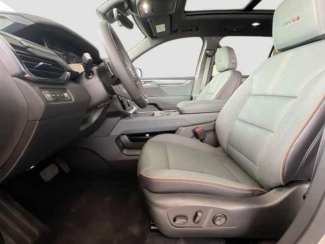2026 GMC Acadia AT4 - Photo 15