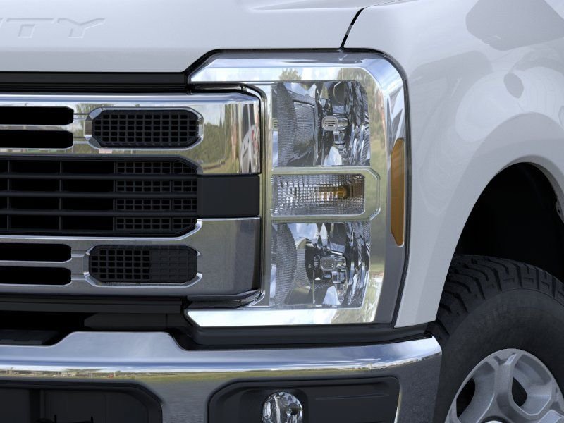 New 2026 Oxford White Ford F-350® XLT image 18