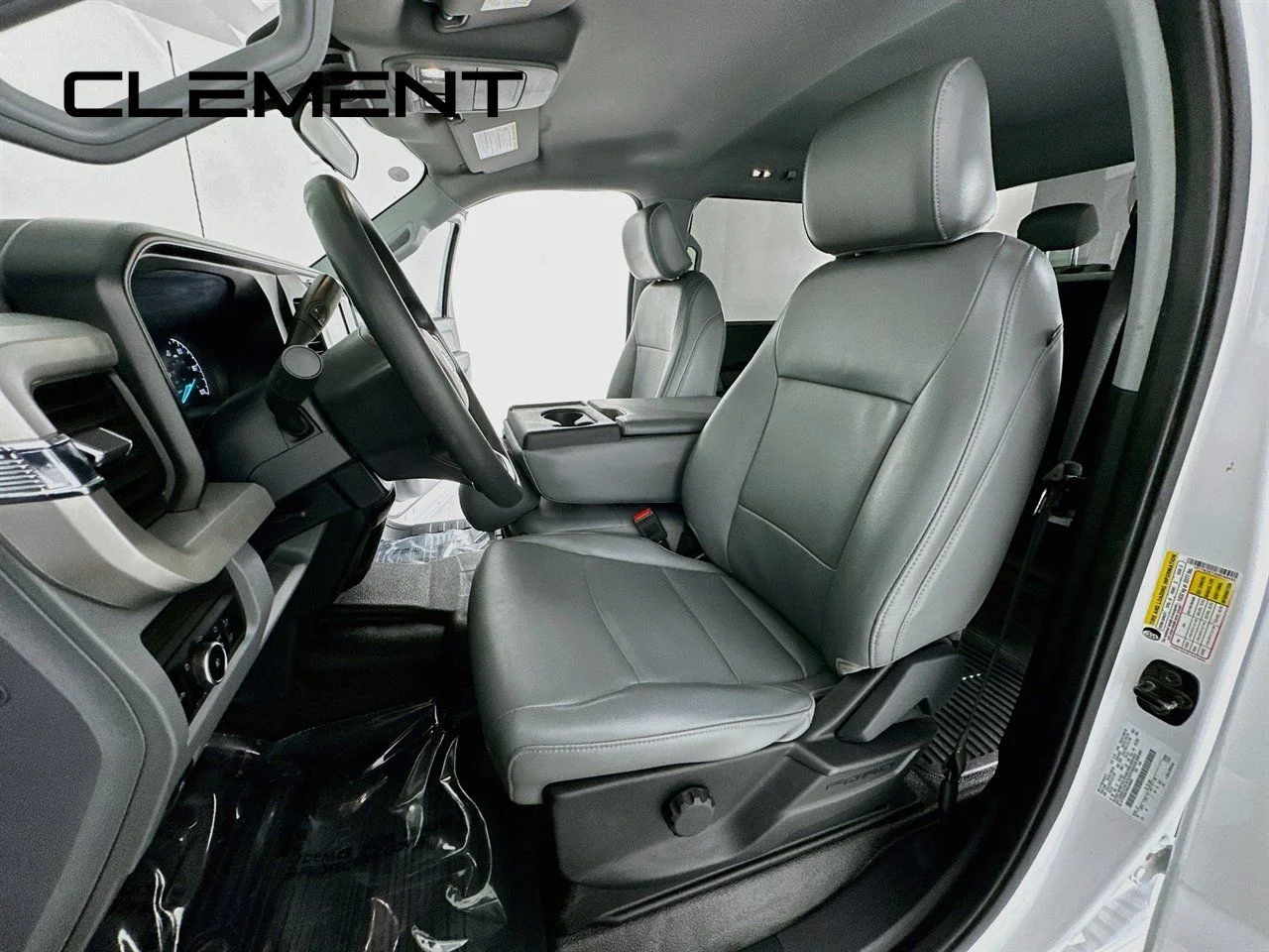 Certified Used 2024 Oxford White Ford XL image 27