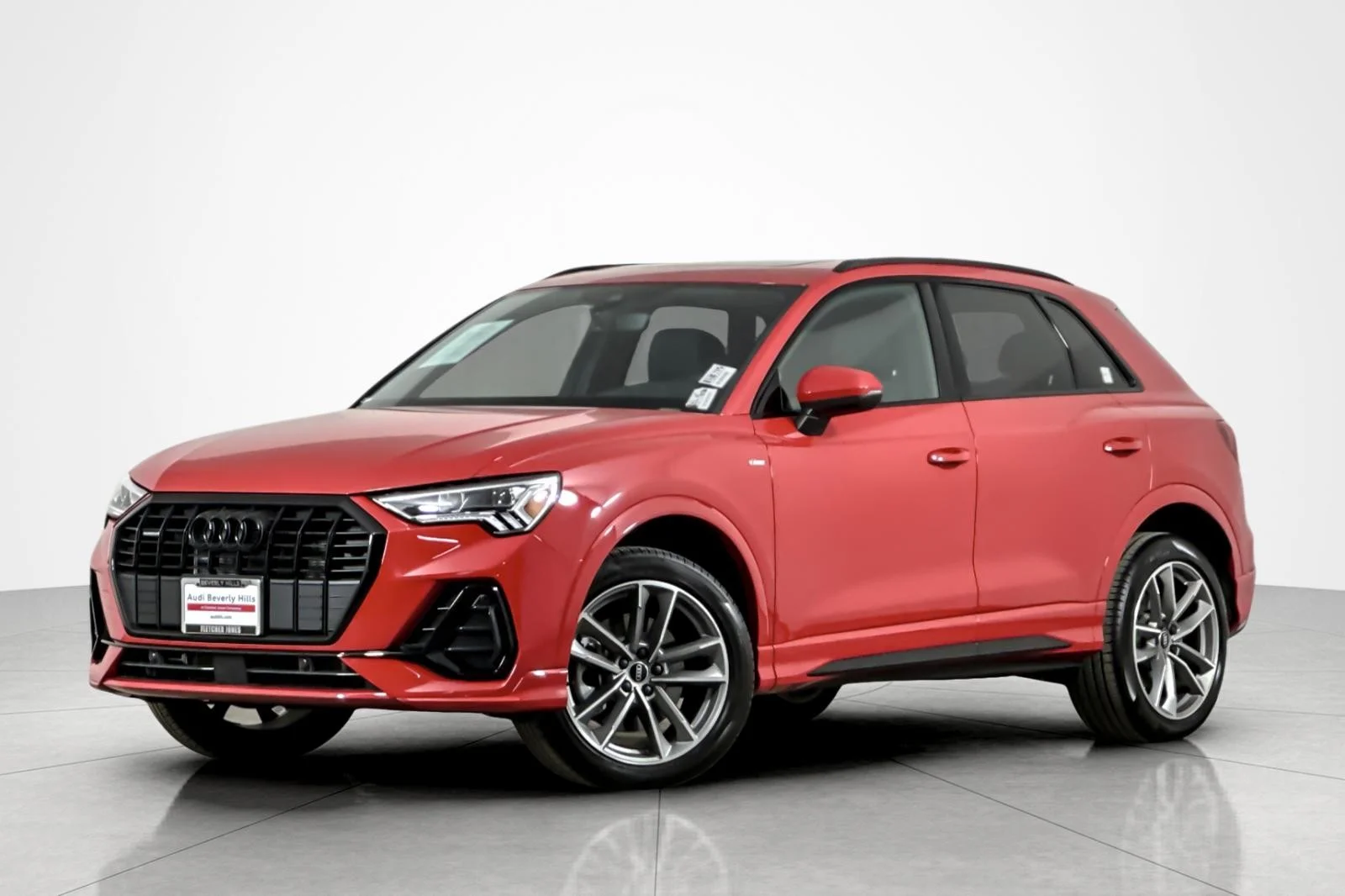 2025 Audi Q3 45 TFSI S Line Premium quattro's photo