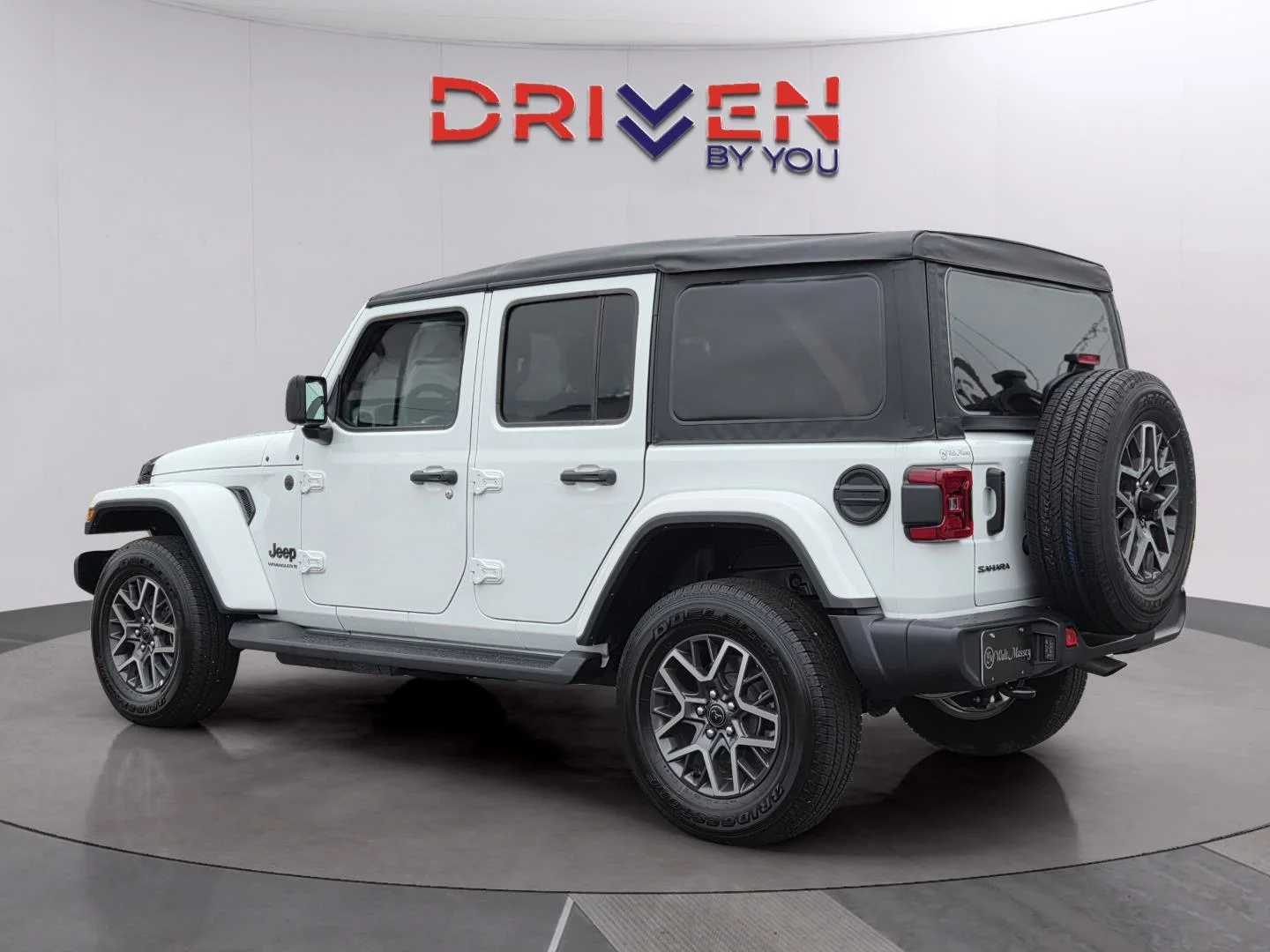 Used 2026 Bright White Clearcoat Jeep Sahara image 3