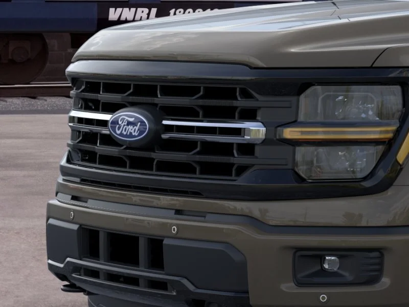 New 2026 Marsh Gray Ford XLT image 17