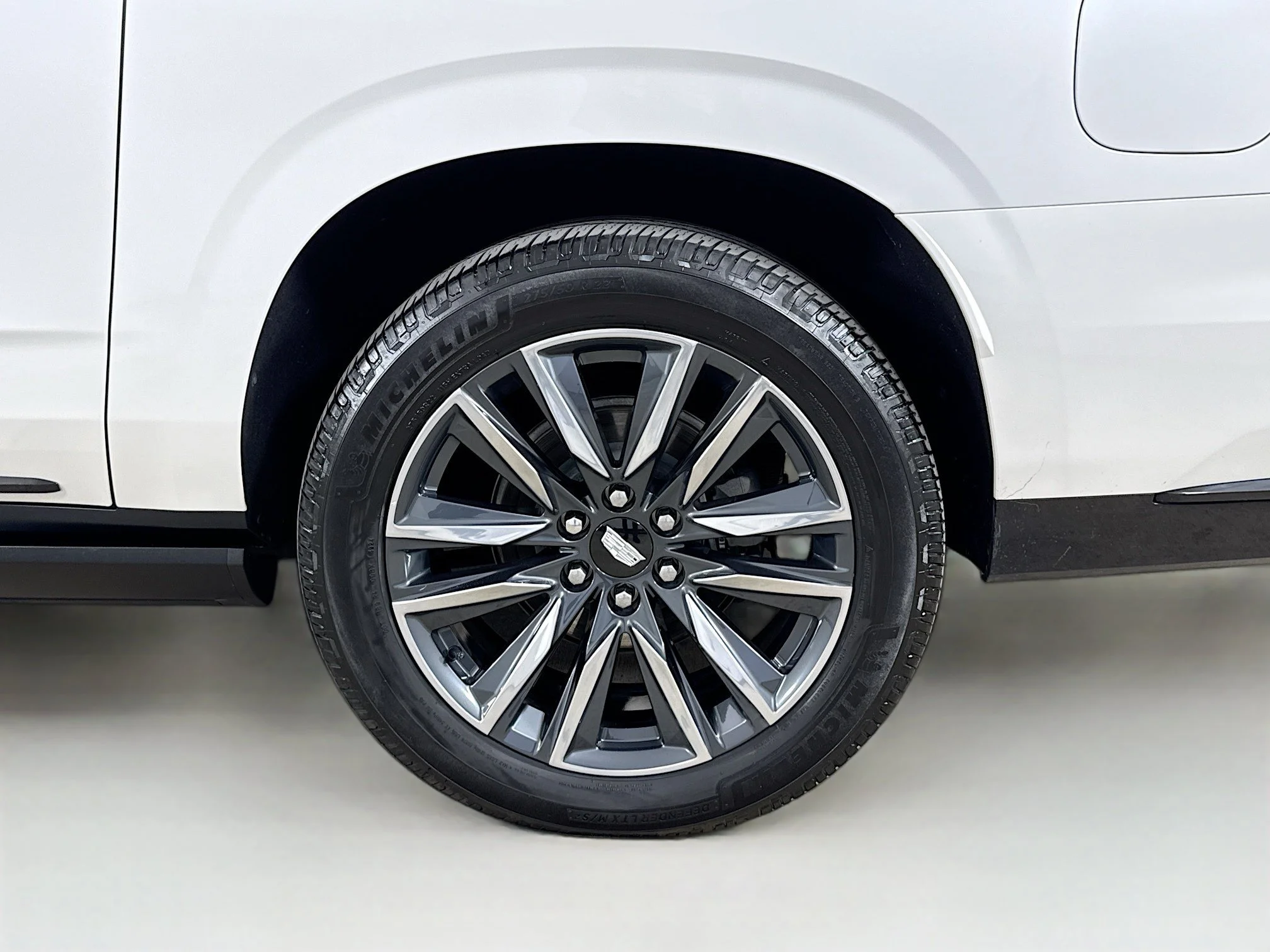 Used 2023 Crystal White Tricoat Cadillac Sport Platinum image 37