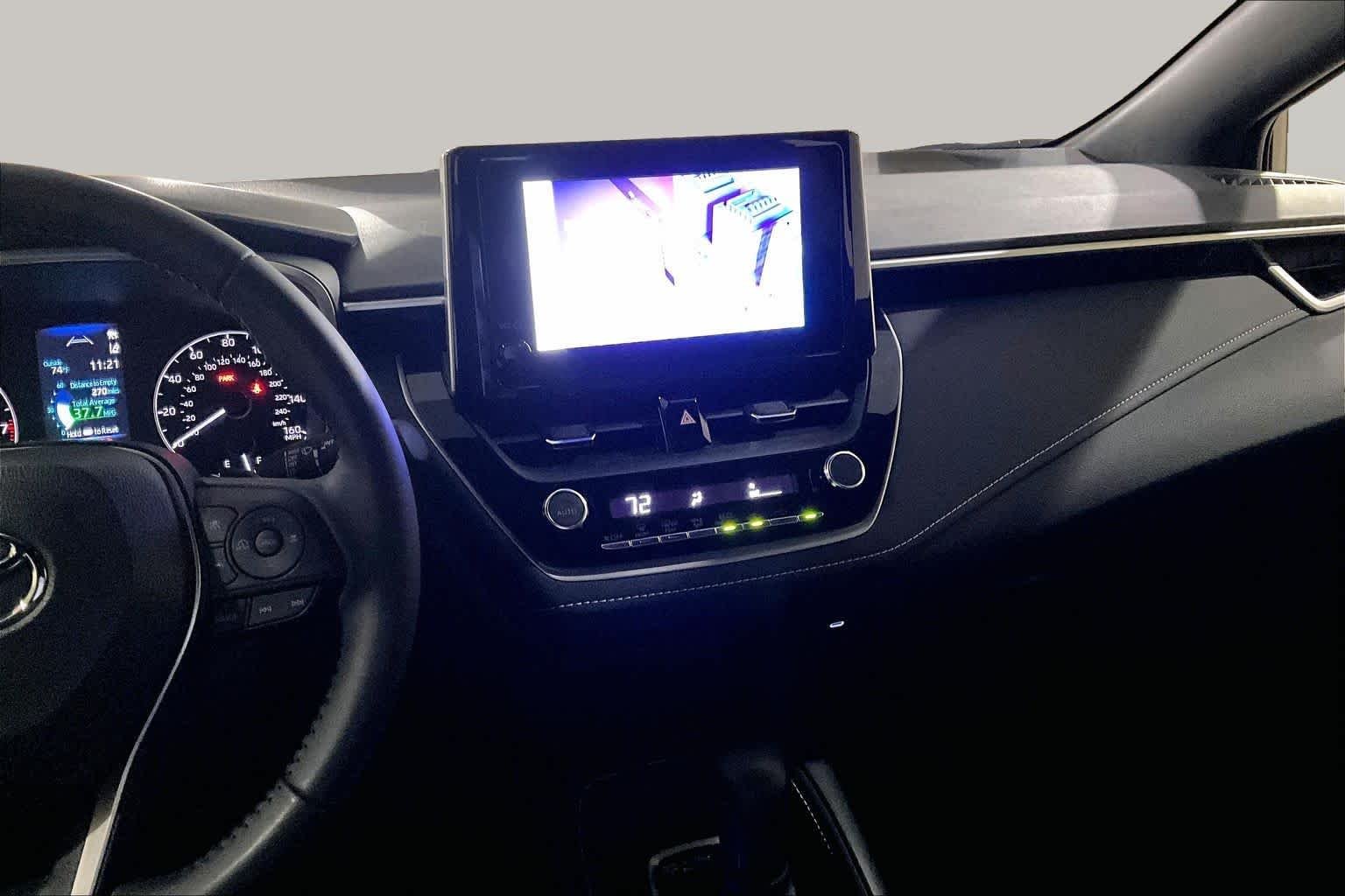 Pre-Owned 2025 Toyota Corolla Hatchback SE