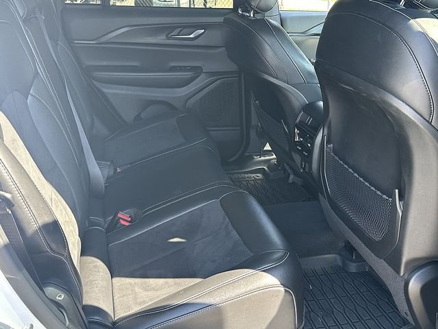 2023 Jeep Grand Cherokee Altitude - Photo 12