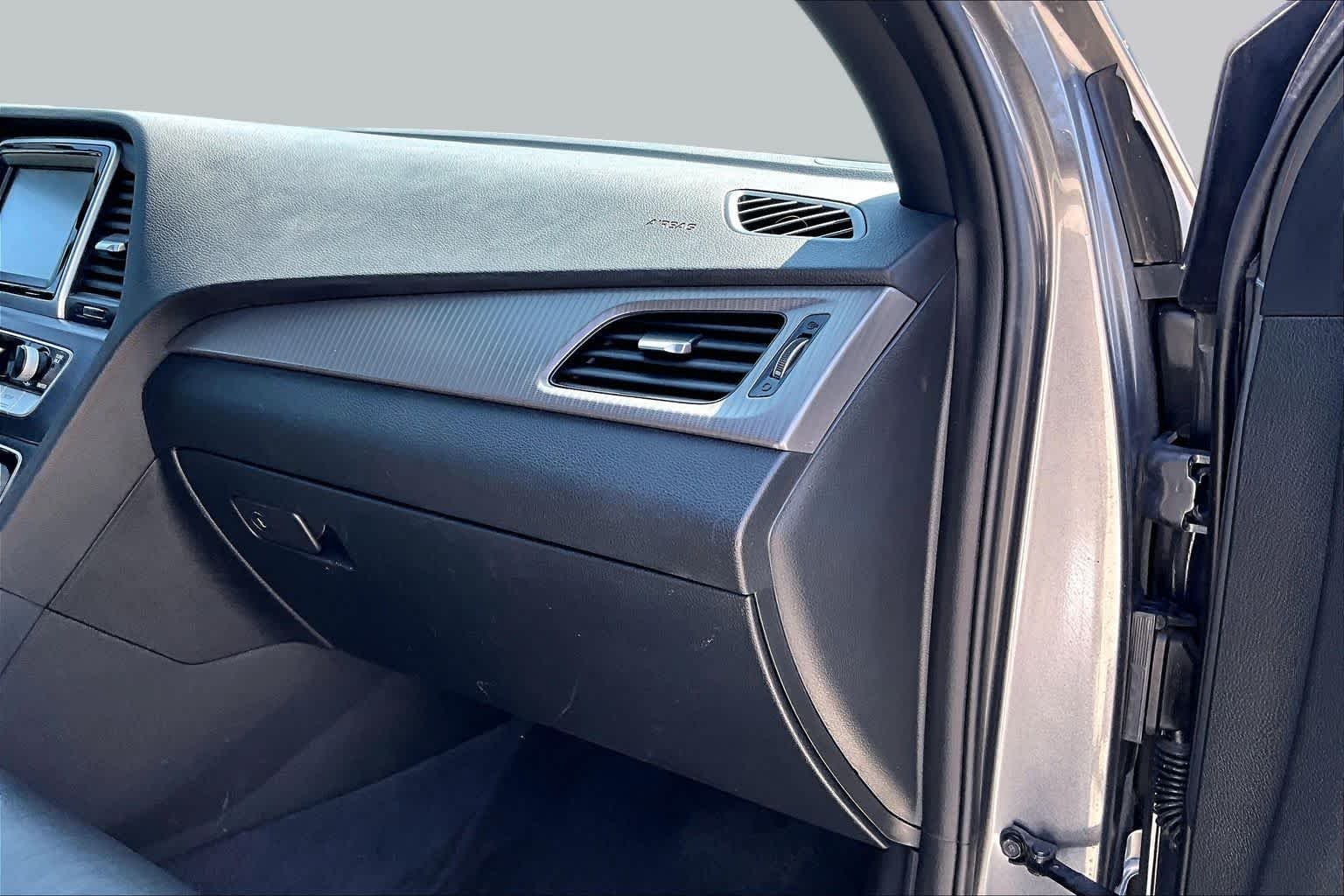 Used 2018 Machine Gray Hyundai Sport image 16