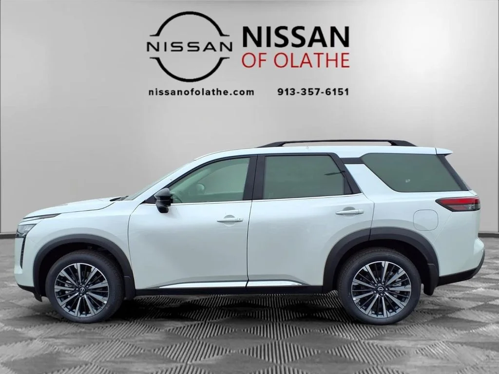 New 2026 Everest White Pearl TriCoat Nissan Platinum image 19
