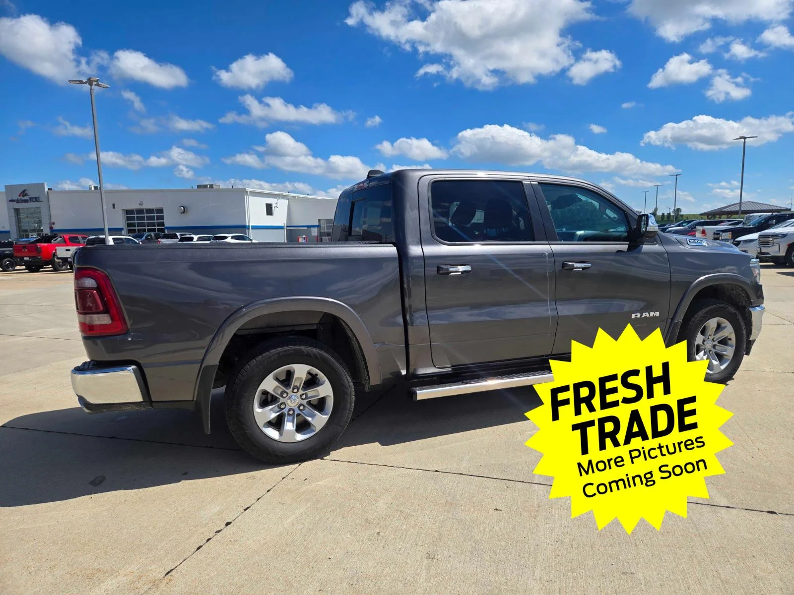 Used 2022 Granite Crystal Metallic Clearcoat Ram Laramie image 5