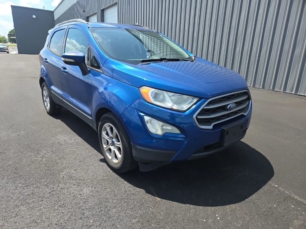 Used 2018 Blue Ford SE image 20