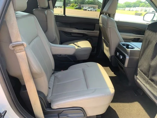 Used 2021 White Ford XLT image 30