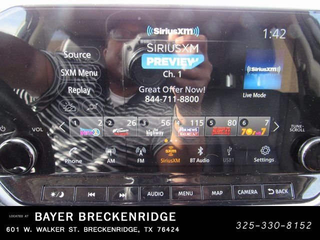 Used 2021 Gray Nissan Platinum image 29