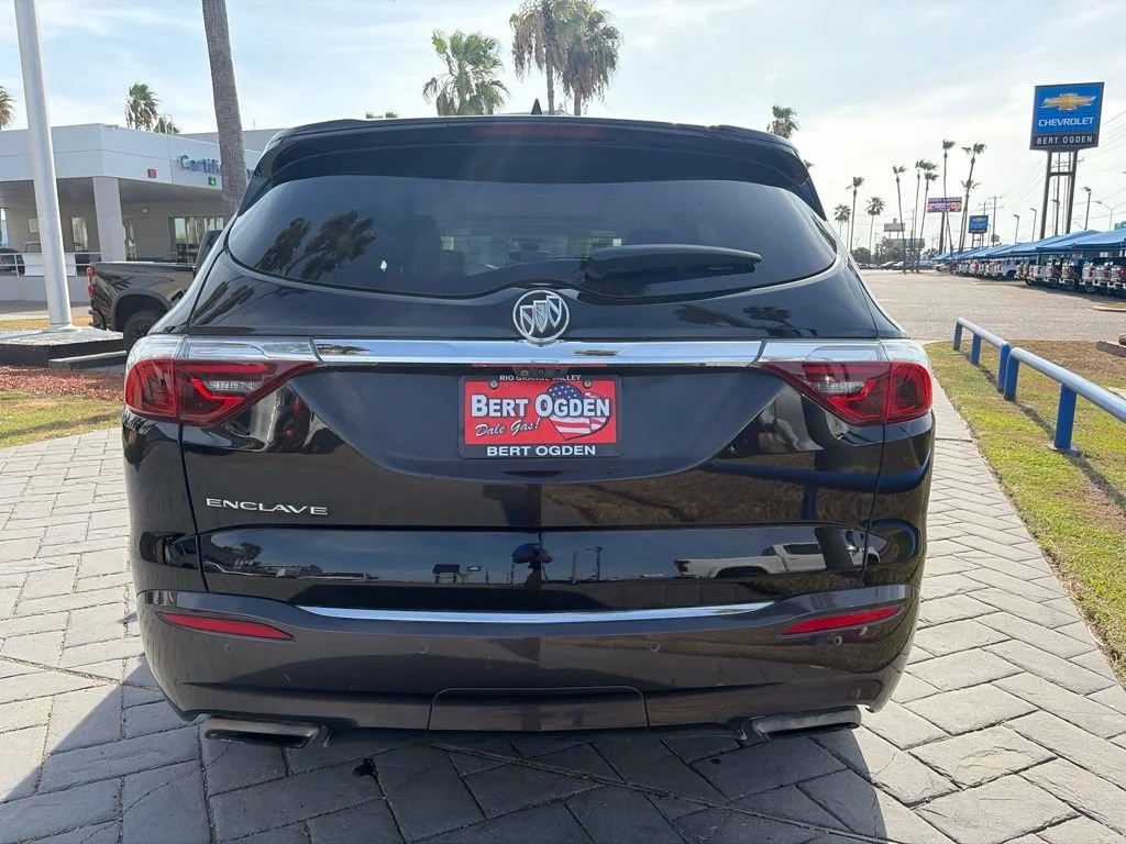 Used 2022 Ebony Twilight Metallic Buick Premium image 5