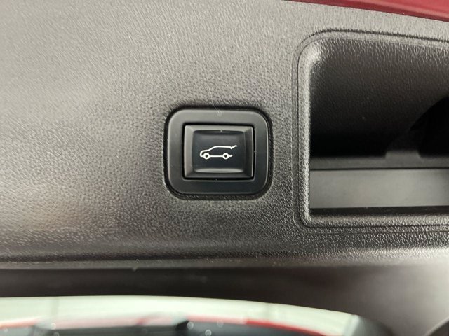 Used 2019 Red Quartz Tintcoat GMC Denali image 34