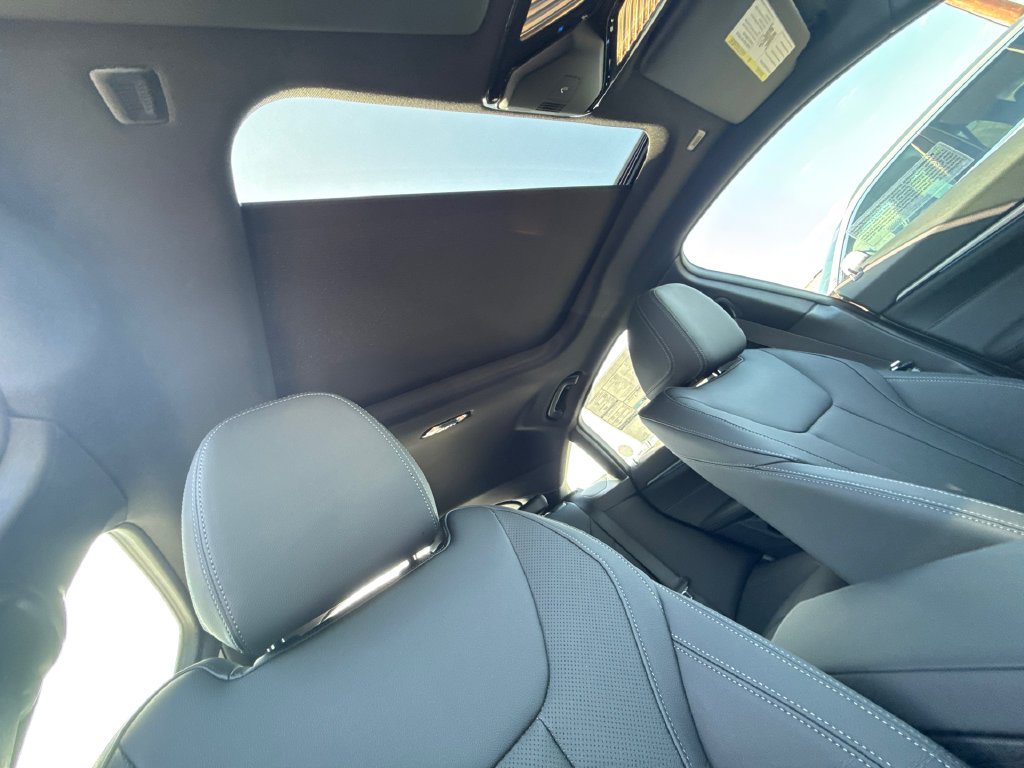 New 2026 Skyscraper Grey Metallic BMW eDrive40 image 15