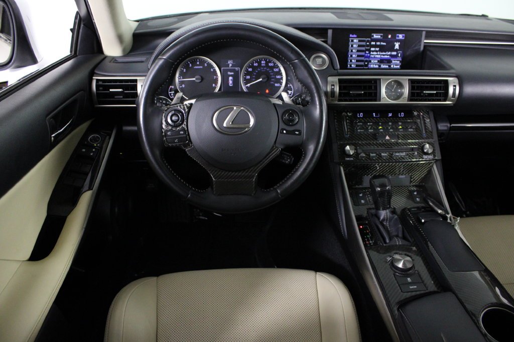 Used 2015  Lexus 250 image 5