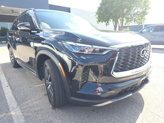 Used 2025 Black INFINITI Autograph image 1
