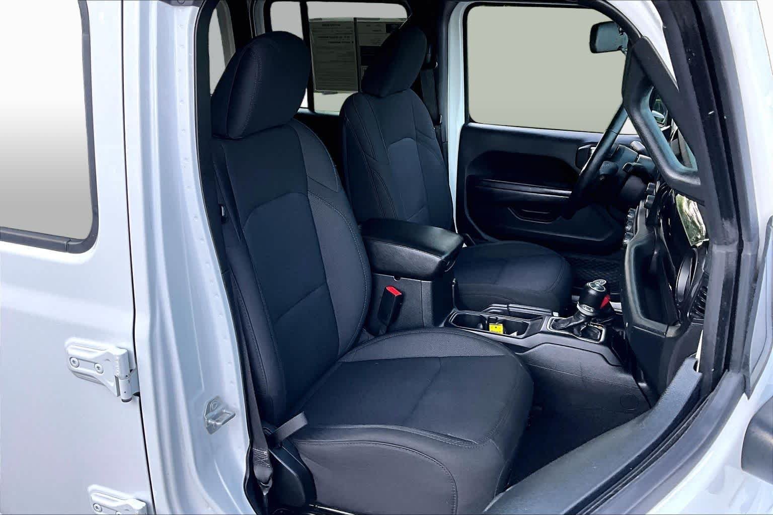 Used 2019 Bright White Clearcoat Jeep Sport Altitude image 8