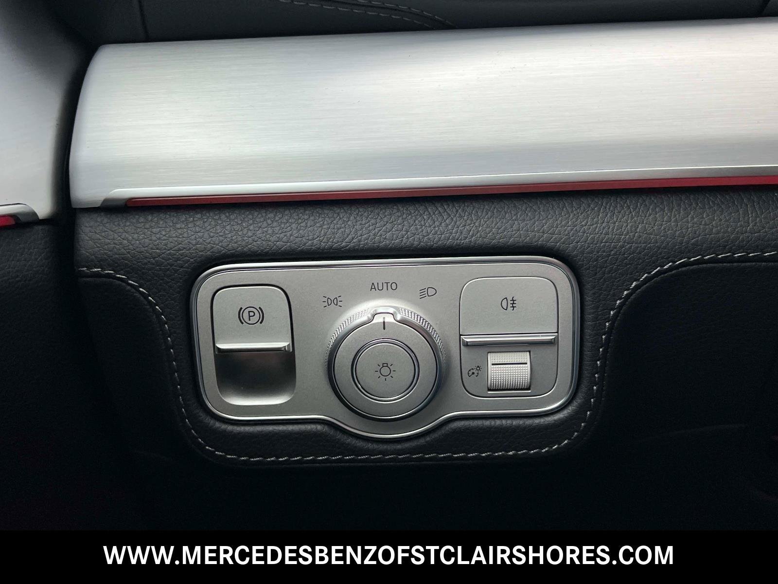 New 2026 Obsidian Black Metallic Mercedes-Benz GLE 350 image 30