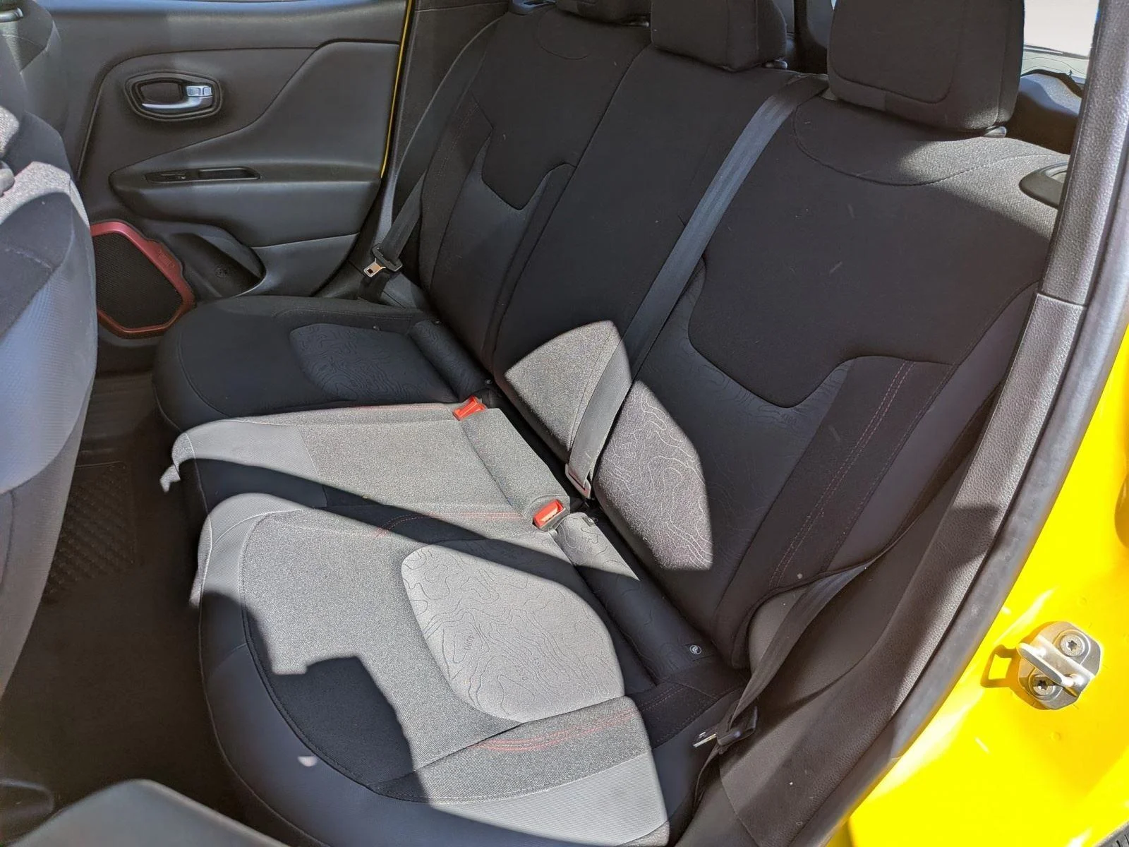 Used 2019 Solar Yellow Clearcoat Jeep Trailhawk image 32
