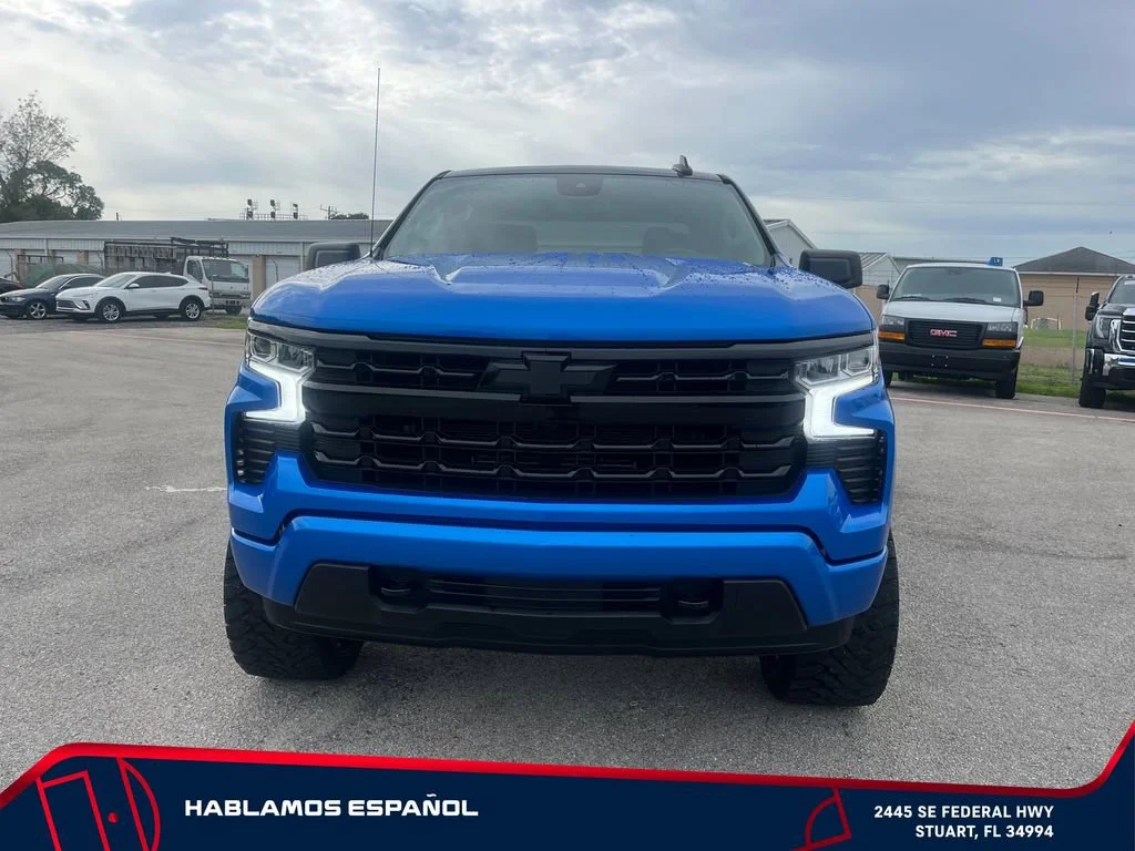 Used 2025 Riptide Blue Metallic Chevrolet Custom image 2