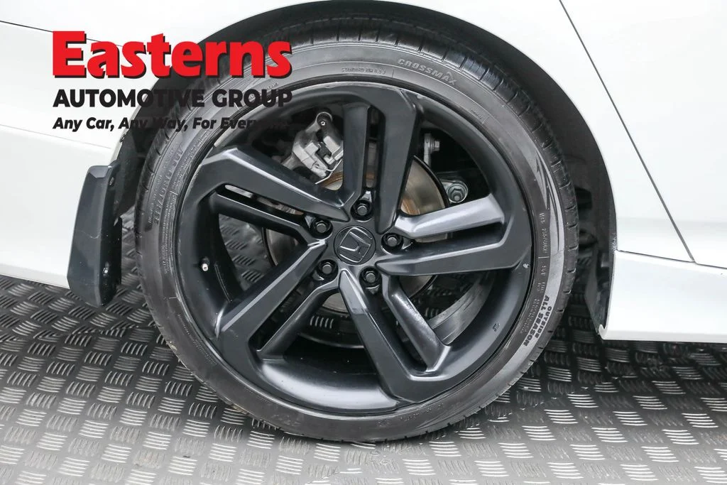 Used 2022 White Honda Sport image 29