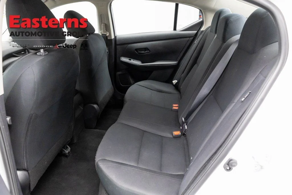 Used 2024 White Nissan S image 19