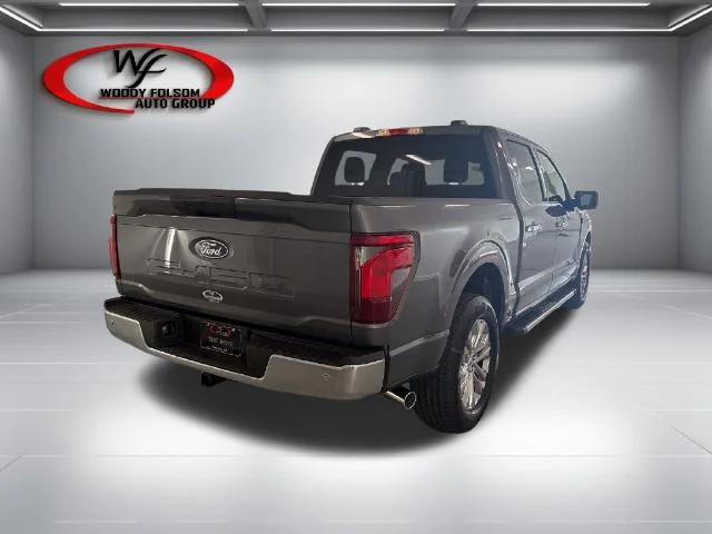 New 2026 Carbonized Gray Metallic Ford XLT image 22