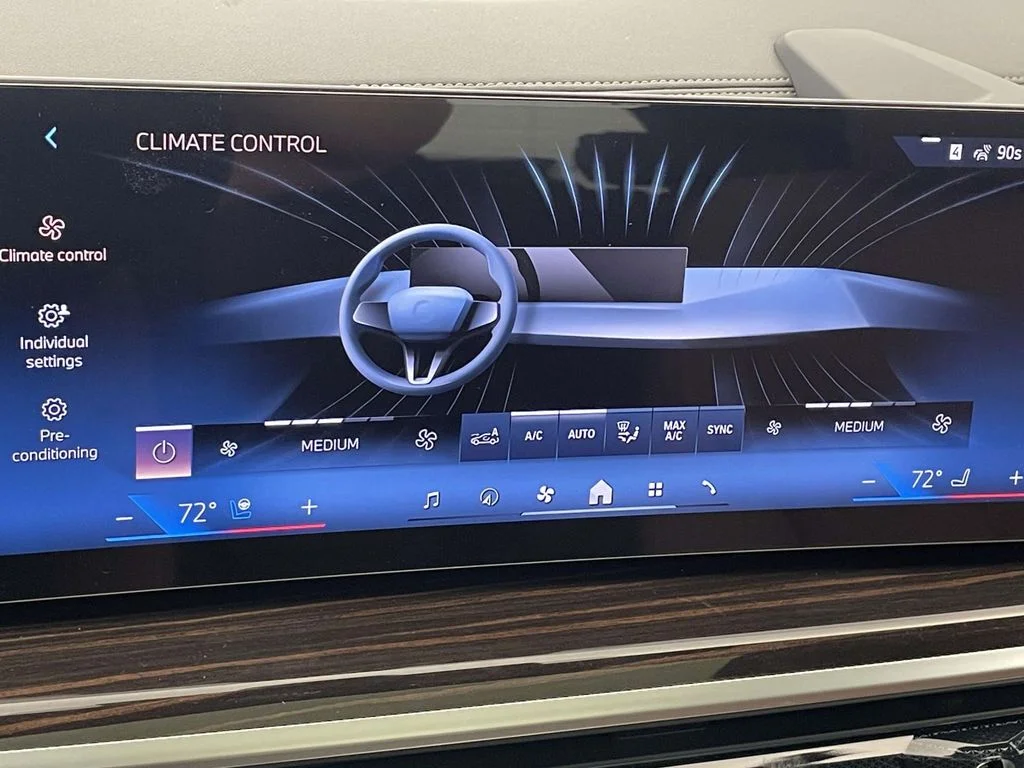 New 2027 Gray BMW xDrive40i image 26